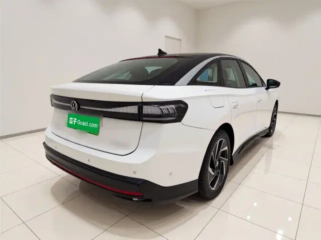 Volkswagen ID.7 Vizzion — Фото автомобиля 4