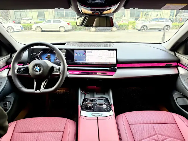 BMW 5 Series — Фото автомобиля 9