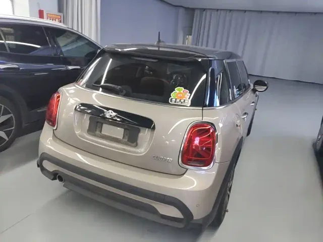 MINI Hatch — Фото автомобиля 6