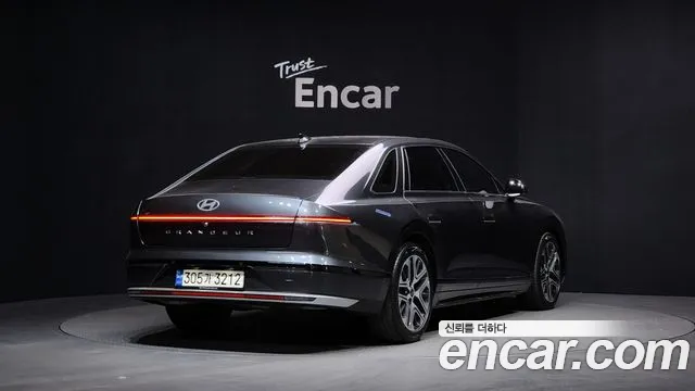Hyundai Grandeur Grandeur (GN7) 2.5 Бензин 2WD — Фото автомобиля 2