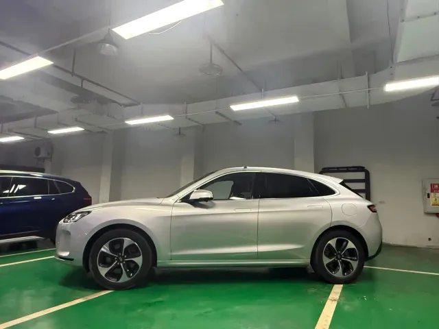 Aito M5 — Фото автомобиля 3