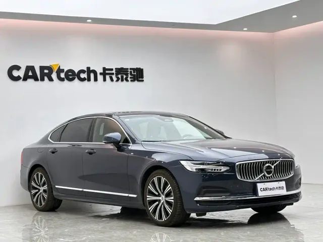 Volvo S90 — Фото автомобиля 6