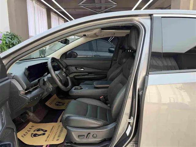 Nissan Ariya — Фото автомобиля 9