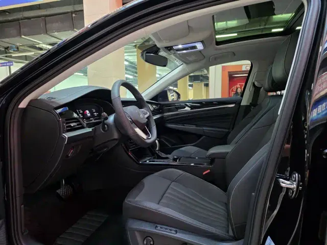 Volkswagen Passat — Фото автомобиля 20