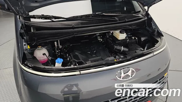 Hyundai Staria Staria L3.5 Tourer 11 мест — Фото автомобиля 6