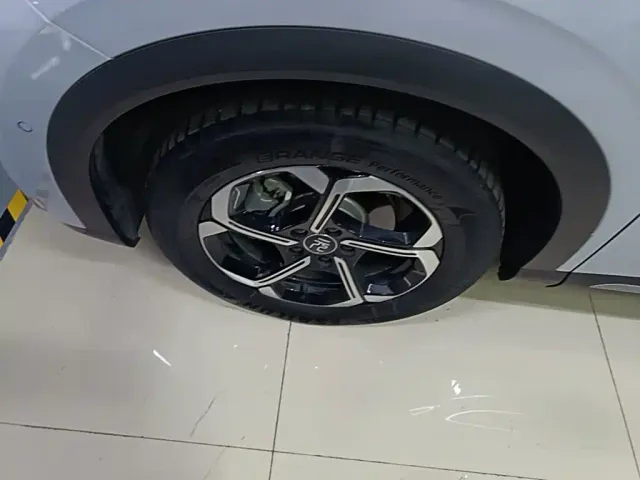 BYD Yuan PLUS — Фото автомобиля 22