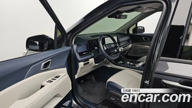 Kia Carnival Generation 4 — Фото автомобиля 14
