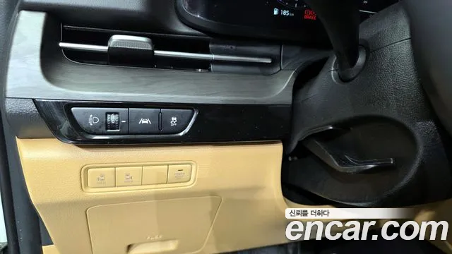 Kia Canival Carnival 4 поколение 9 мест Prestige — Фото автомобиля 15