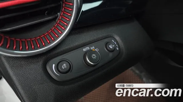 ChevroletGMDaewoo Trax Trax Кроссовер — Фото автомобиля 14