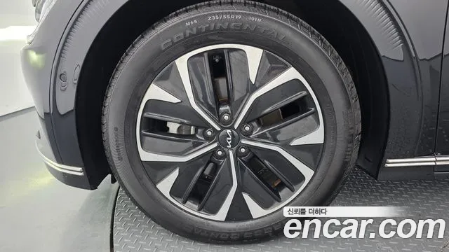 Kia EV6 — Фото автомобиля 5