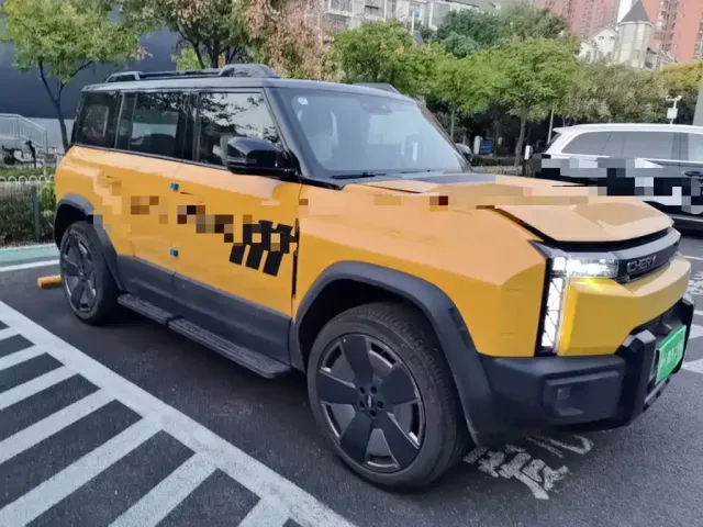Chery Fengyun Storm X3L 2025 Model 4WD Premium Edition — Фото автомобиля 3