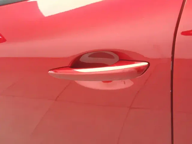Mazda Axela — Фото автомобиля 18