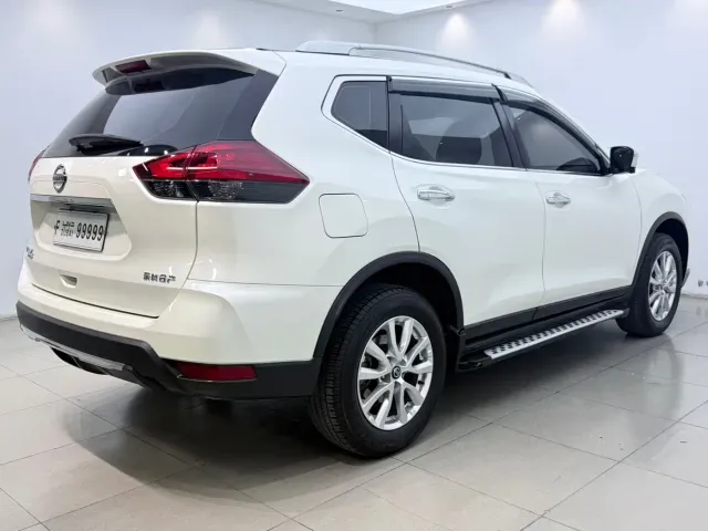 Nissan X-Trail — Фото автомобиля 4