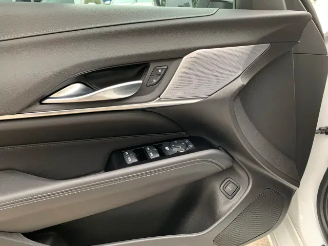 Cadillac CT4 — Фото автомобиля 10