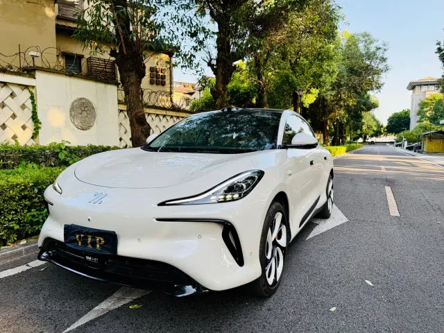 Фотография автомобиля — IM Motors LS6