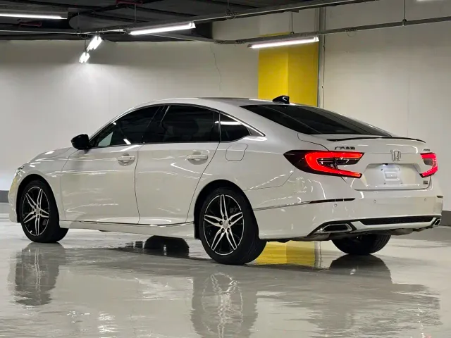 Honda Accord — Фото автомобиля 2