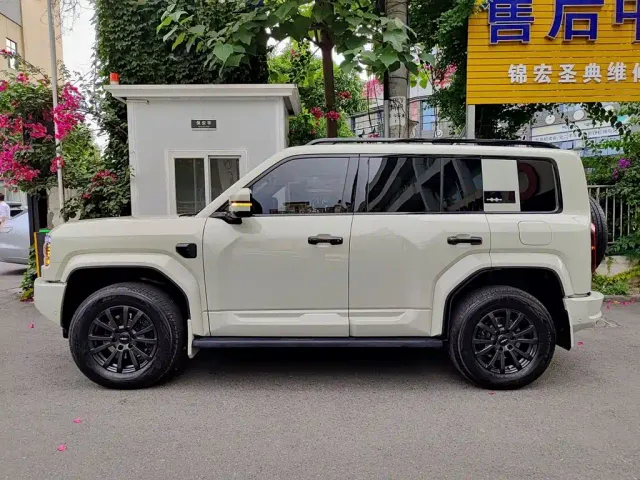 Fang Cheng Bao Leopard 5 2025 Celestial Smart Drive Ultra Edition — Фото автомобиля 3