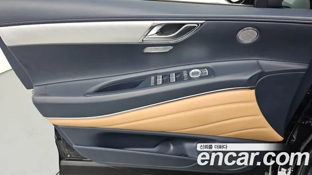 Genesis GV80 — Фото автомобиля 13