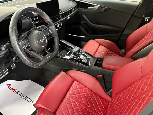 Audi S4 — Фото автомобиля 9