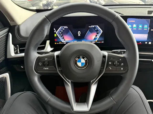 BMW X1 — Фото автомобиля 14