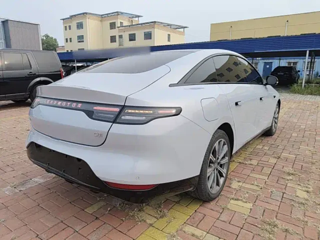 Leapmotor C01 — Фото автомобиля 6