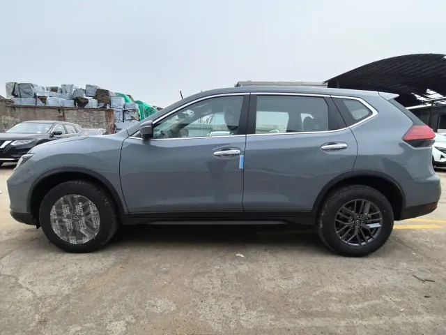 Nissan X-Trail — Фото автомобиля 9