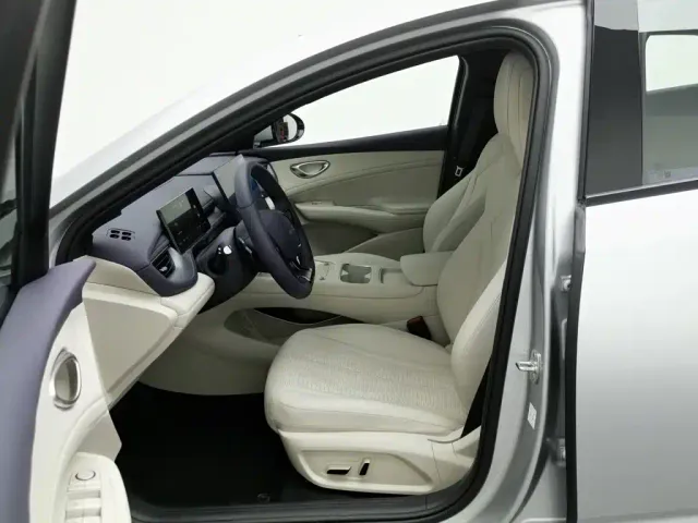 BYD Seal 06 GT — Фото автомобиля 10