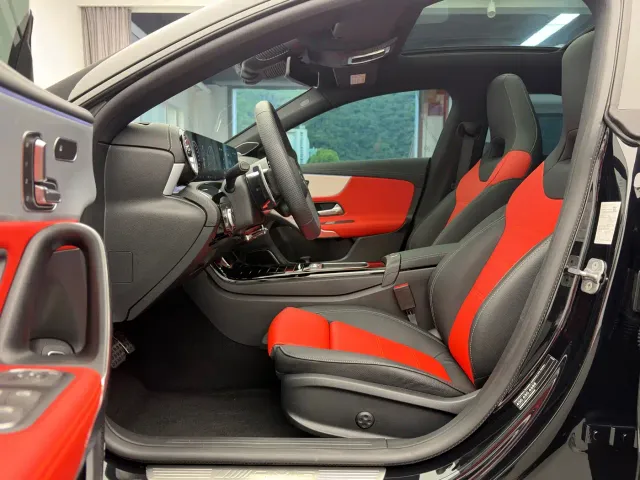 Mercedes-Benz CLA-Class AMG — Фото автомобиля 12