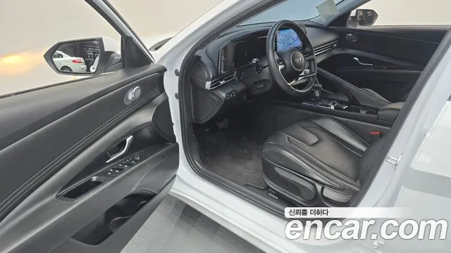 Hyundai Avante CN7 — Фото автомобиля 14