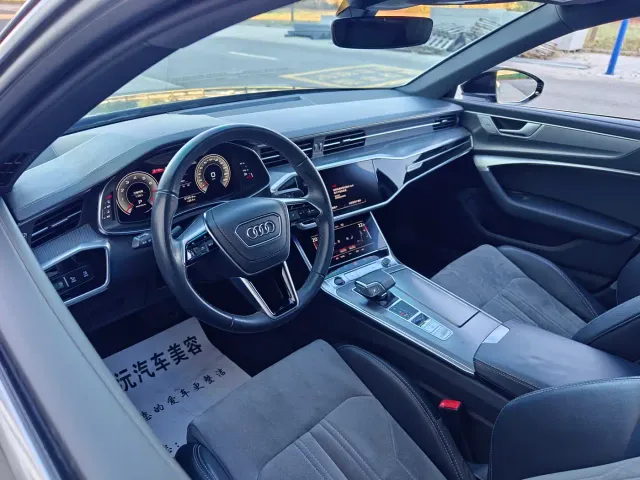 Audi A6L — Фото автомобиля 8