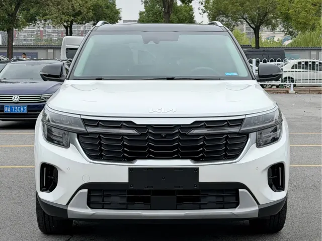 Kia Seltos — Фото автомобиля 3