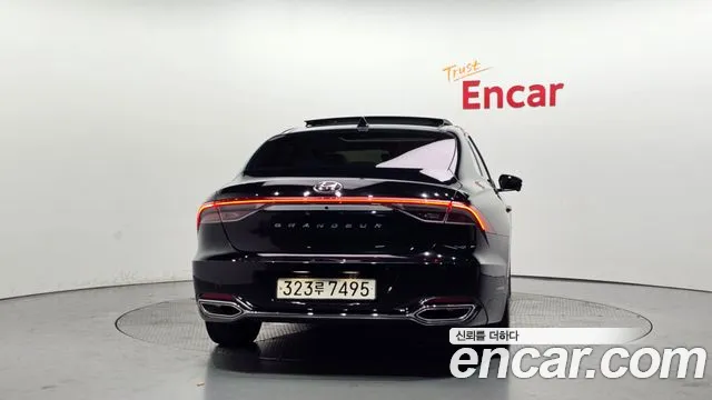 Hyundai Grandeur Новый Grandeur IG — Фото автомобиля 4