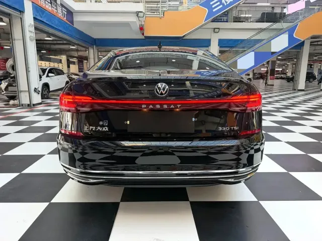 Volkswagen Passat 2023 Facelift 280TSI Elite Edition — Фото автомобиля 19