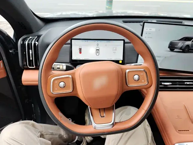 Jetour X70L — Фото автомобиля 10