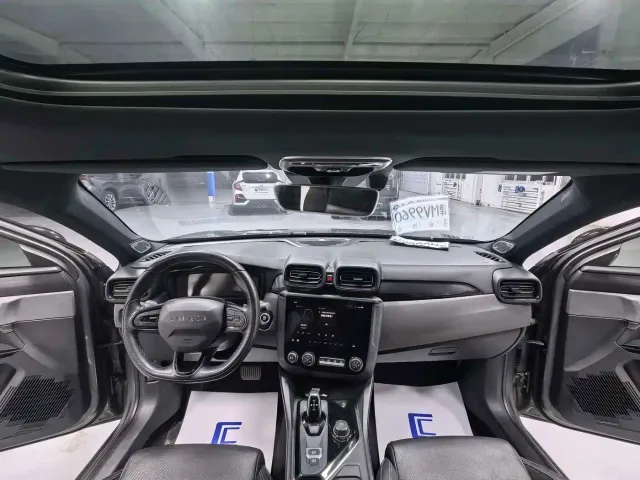 Lynk & Co 03 — Фото автомобиля 9