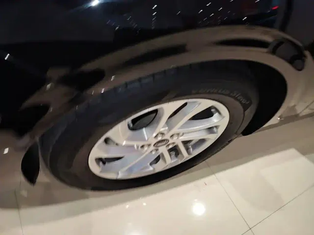 Ford Mondeo — Фото автомобиля 22