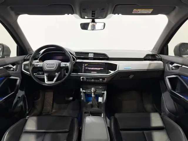 Audi Q3 — Фото автомобиля 10