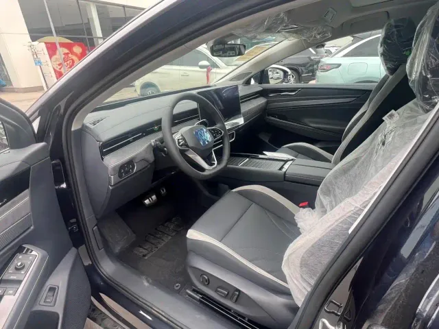 Volkswagen ID.7 Vizzion — Фото автомобиля 9