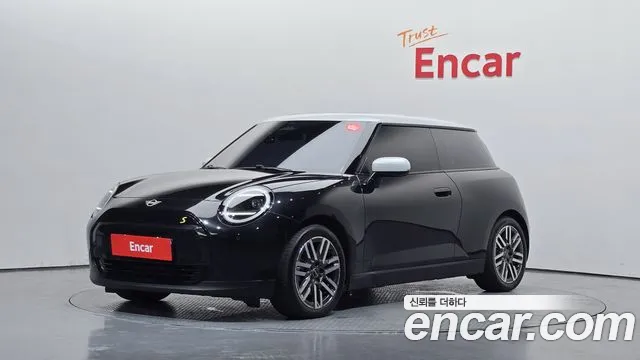 Фотография автомобиля — MINI Cooper Generation 4