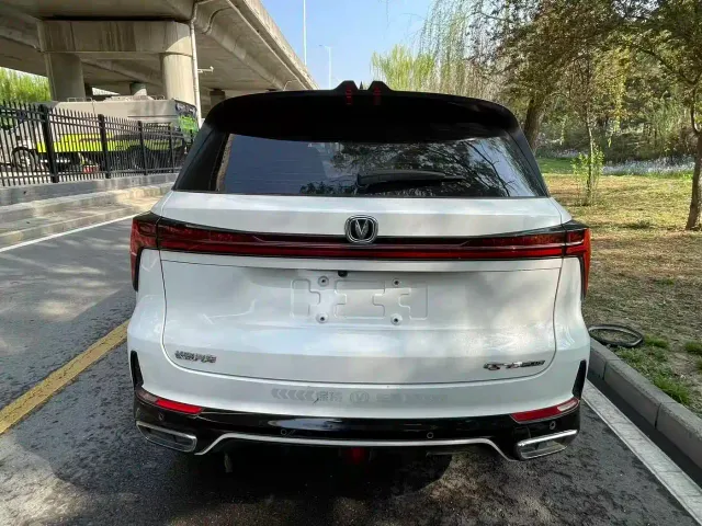 Changan CS75 Plus — Фото автомобиля 5