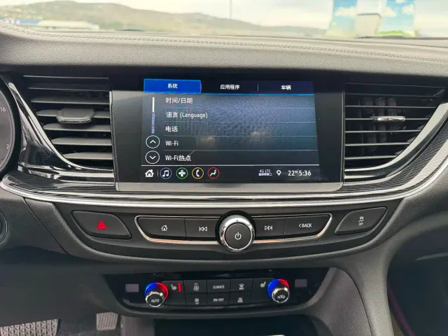 Buick Regal — Фото автомобиля 10