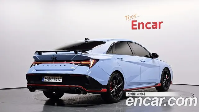 Hyundai AVANTE — Фото автомобиля 2