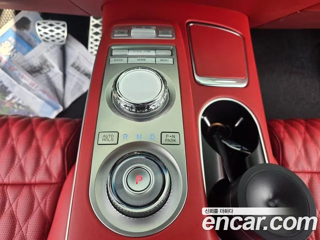 Genesis GV70 2.5T Бензин 2WD — Фото автомобиля 16