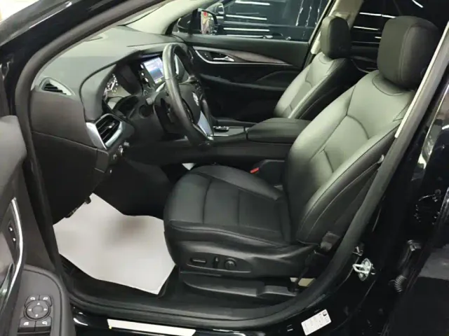 Buick Enclave — Фото автомобиля 14