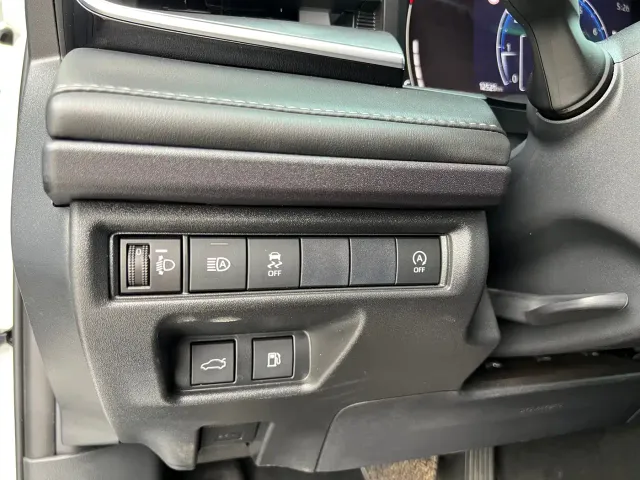 Toyota Camry — Фото автомобиля 16