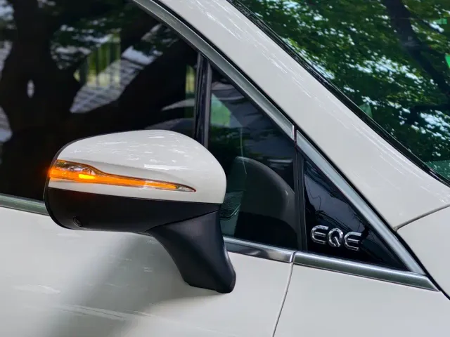 Mercedes-Benz EQE SUV — Фото автомобиля 8