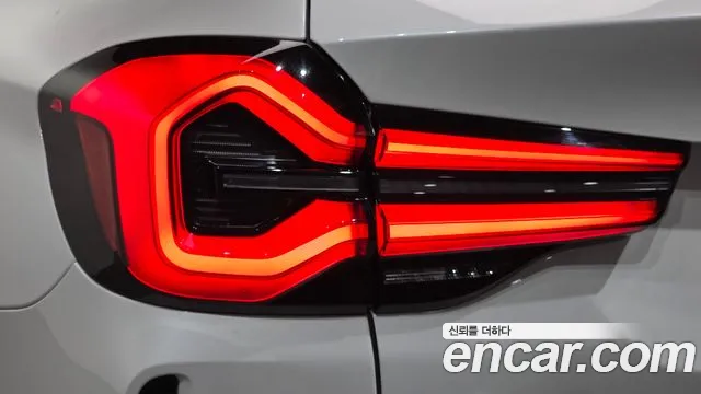 BMW iX3 G08 (2020–2024) — Фото автомобиля 23