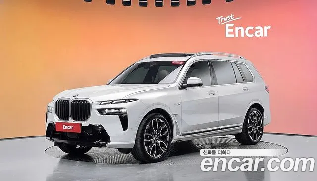 Фотография автомобиля — BMW X7 G07
