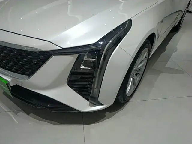 Cadillac CT5 — Фото автомобиля 23
