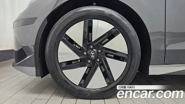 Hyundai Ioniq6 — Фото автомобиля 4